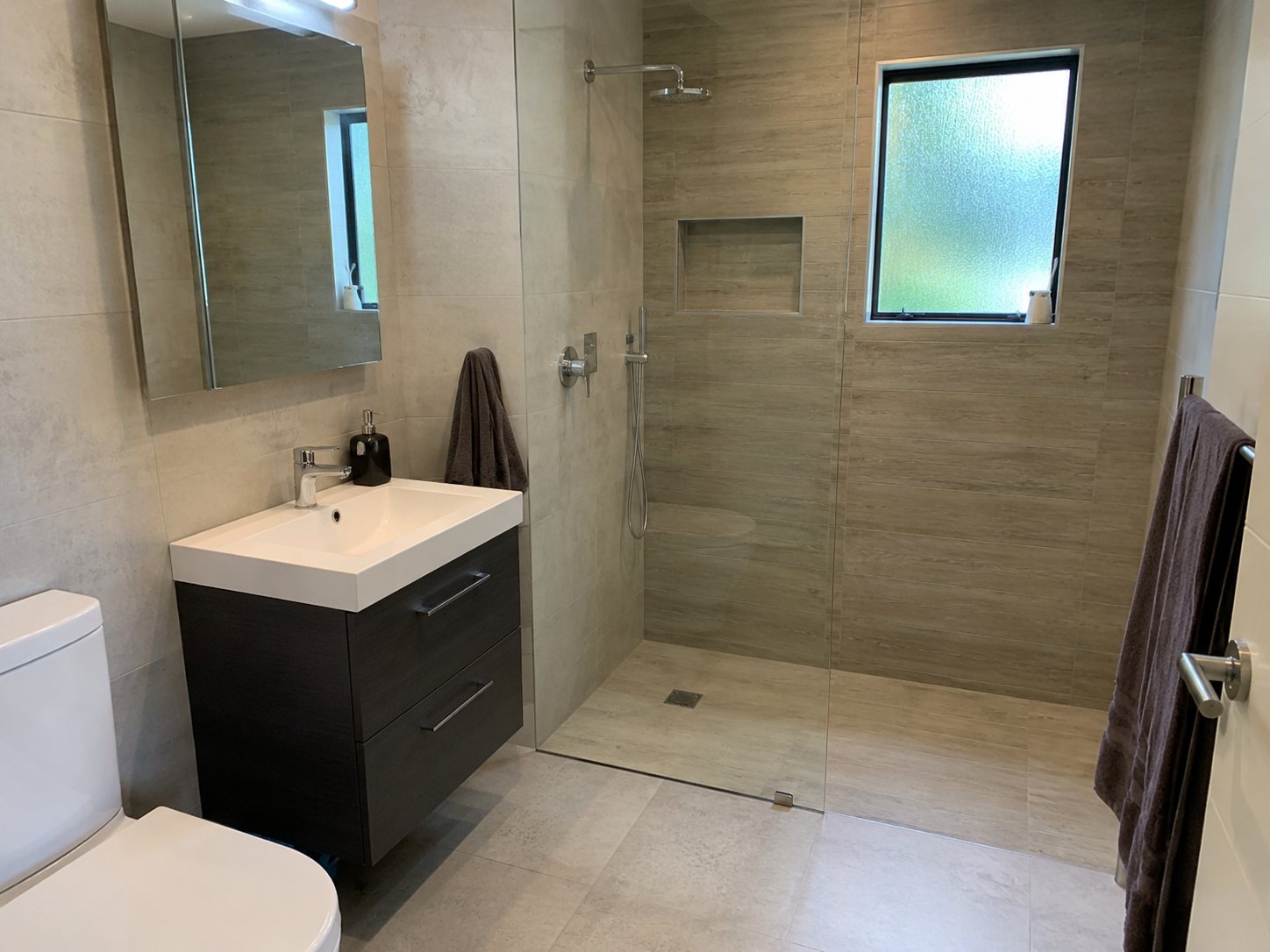 Bagno ristrutturato in una casa
